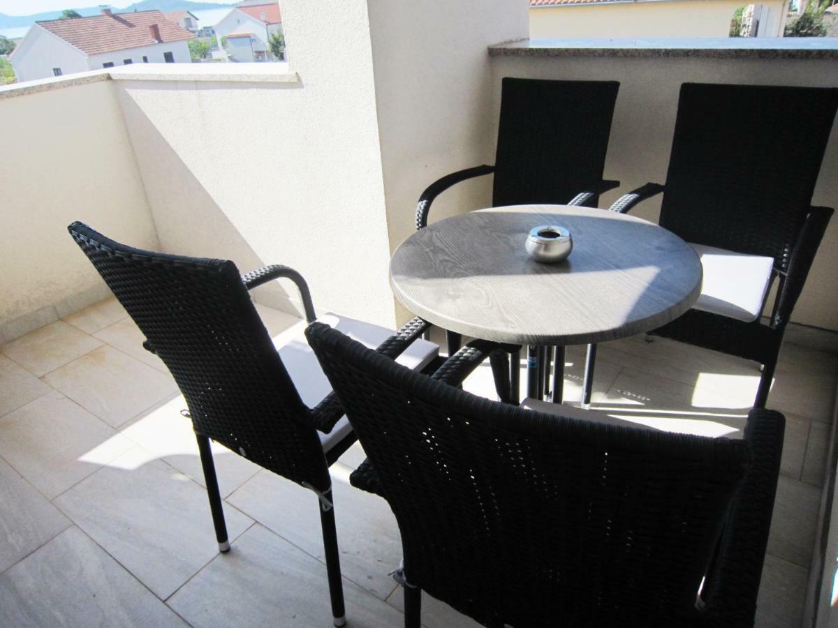 M&B guest house Srima Extérieur photo