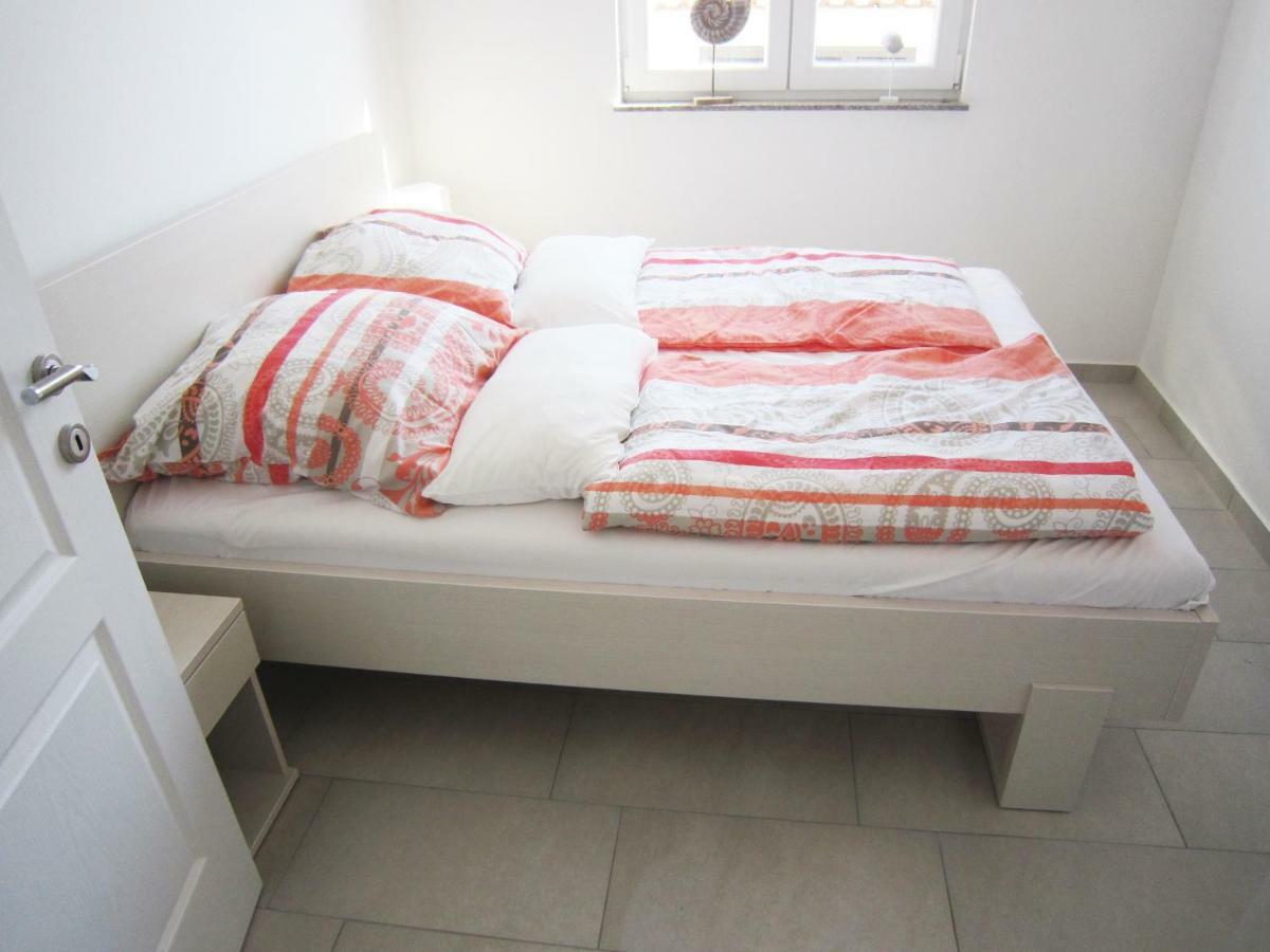 M&B guest house Srima Extérieur photo