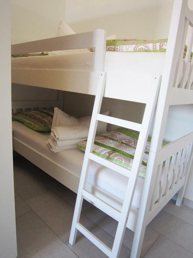 M&B guest house Srima Extérieur photo
