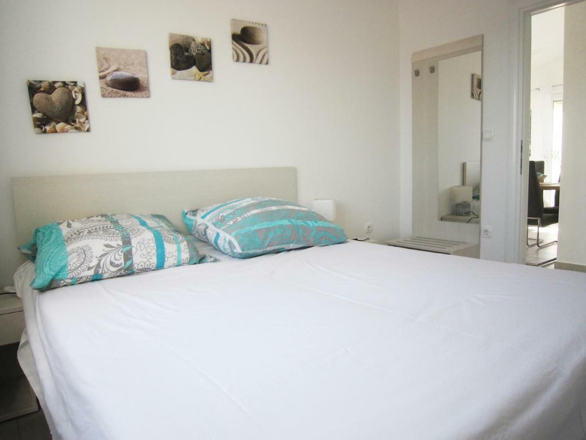 M&B guest house Srima Extérieur photo