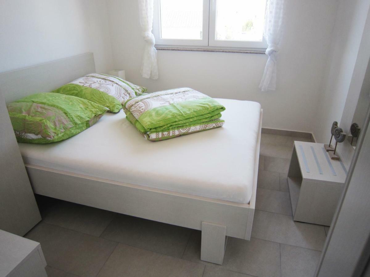 M&B guest house Srima Extérieur photo